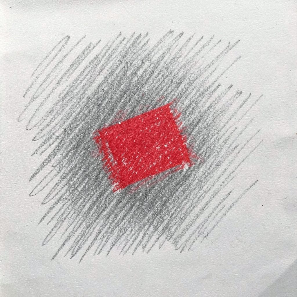 Esquisse au crayon d'un profil féminin orné de bijoux, lignes épurées et élégantes, style portrait de mode.